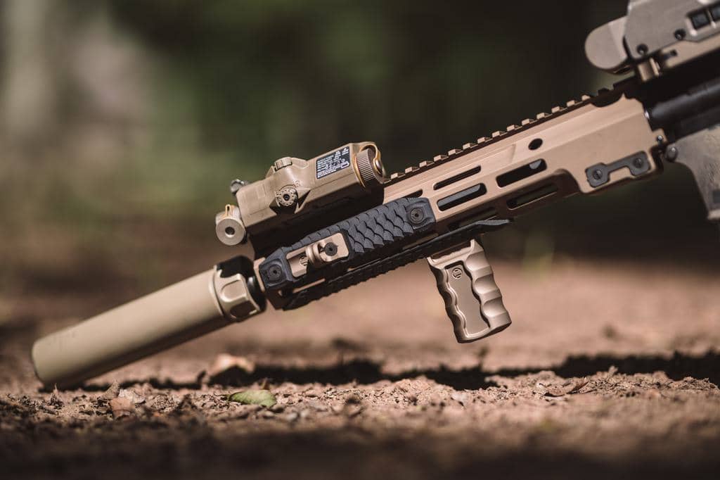Best Foregrips for the AR-15 Rifle