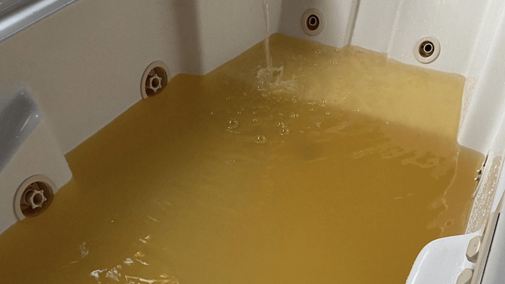 Yellow Water in Bathtub: Causes & 5 Quick Fixes