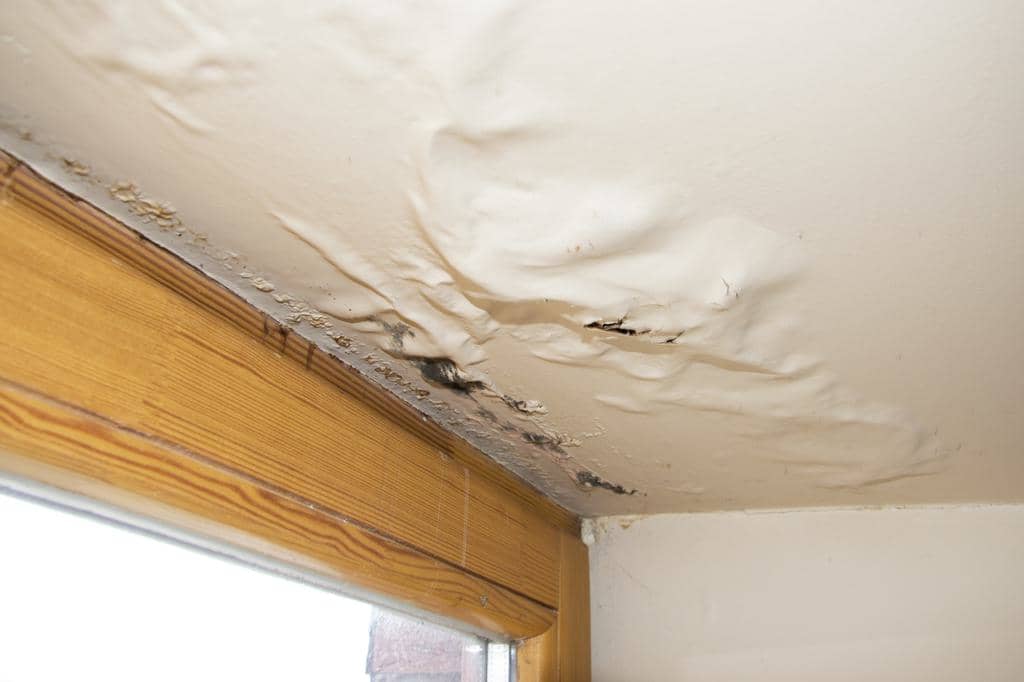Saggy Ceiling: 6 Ways to Easily Fix It