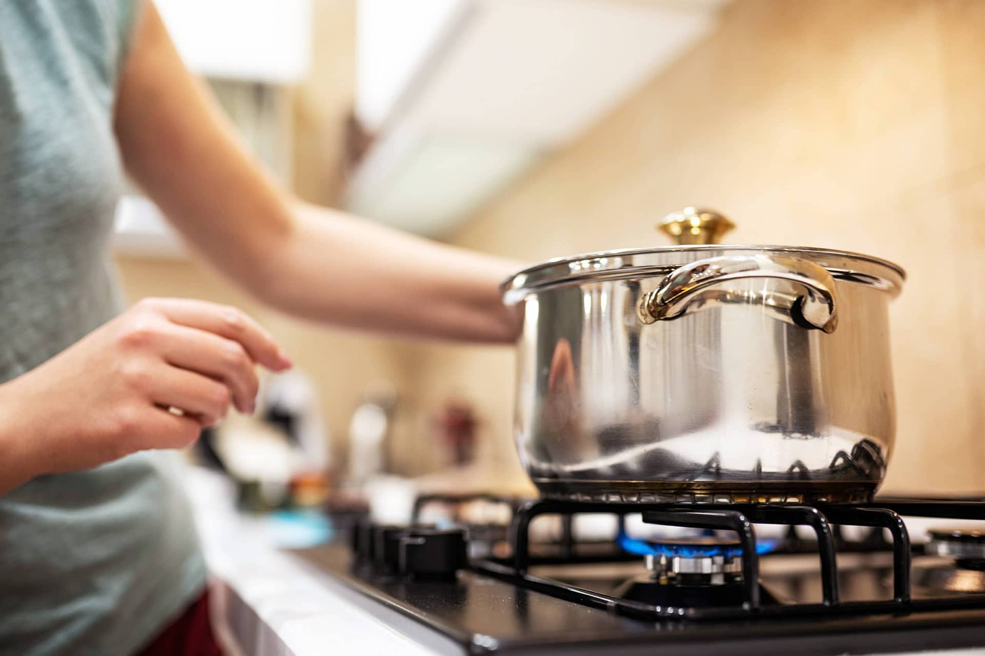 Stove Keeps Clicking: 5 Easy Ways To Fix The Problem Now