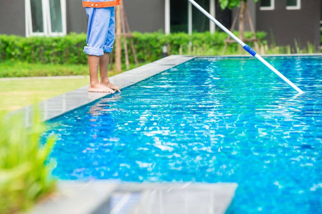9 Easy Tips To Keep Mosquitoes Out Of Your Swimming Pool