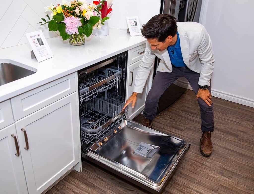 LG Dishwasher BE Code: Causes & 5 Ways To Fix It Now