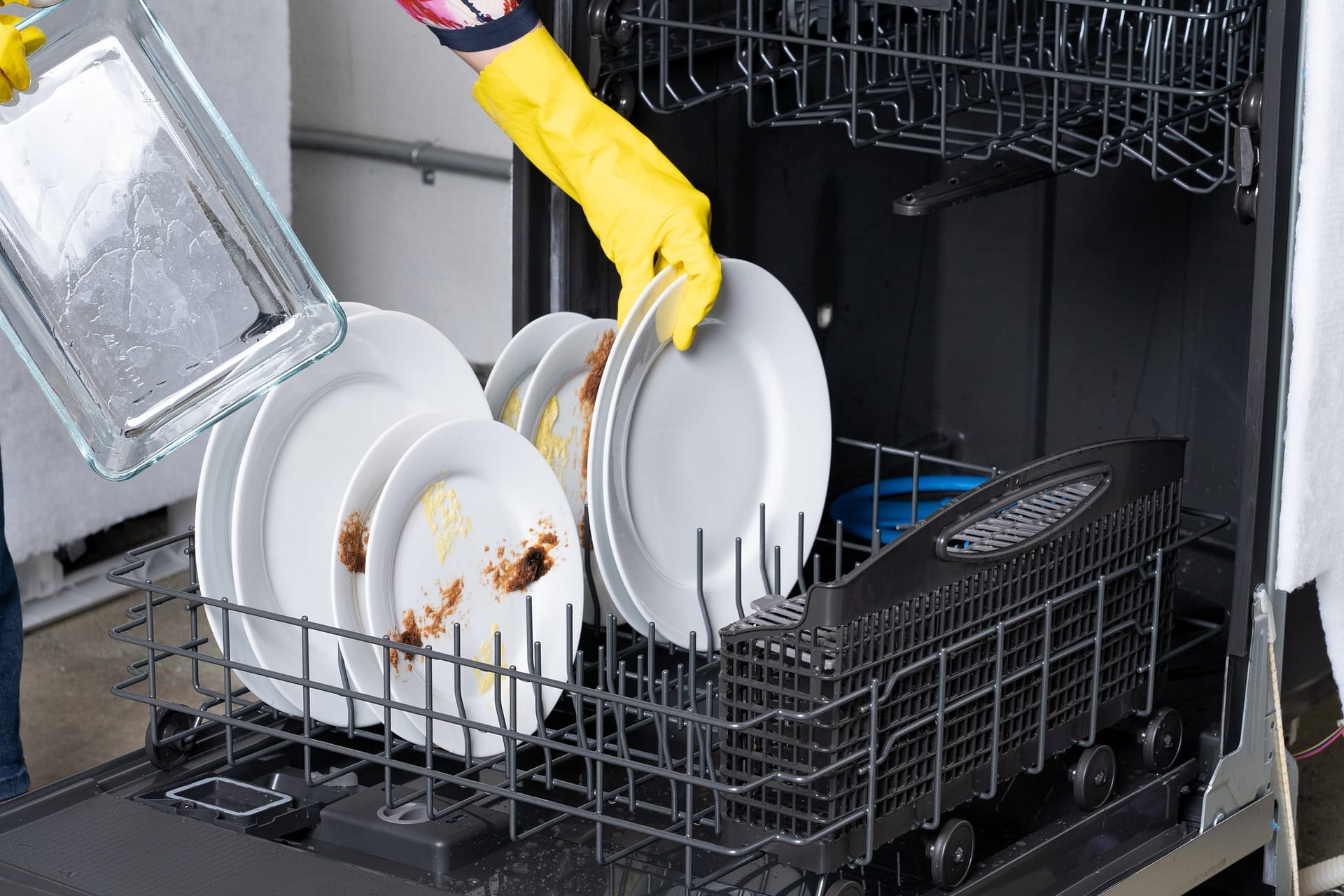 Dishwasher Not Filling With Water: 6 Easy Ways To Fix It Now