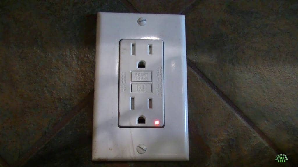 Red Light on GFCI Outlet: 7 Easy Ways to Fix It Now